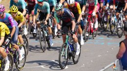 Tour de Grande-Bretagne - Émilien Jacquelin au départ du Tour of Britain avec Kooij