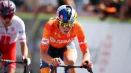 Championnats du Monde - Demi Vollering sanctionnée par l'UCI après son titre