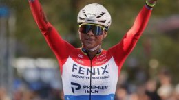 HG Cross - Ceylin del Carmen Alvarado s'impose en solitaire à Heerderstrand