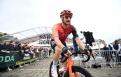 Paris-Roubaix Elia Viviani après sa chute : «Le casque m'a sauvé la vie»