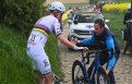 Paris-Roubaix Tadej Pogacar critique le le vélo de dépannage qu’on lui a donné
