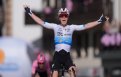 Tour d'Italie Femmes Demi Vollering remporte la 5e étape, un finish au sprint !